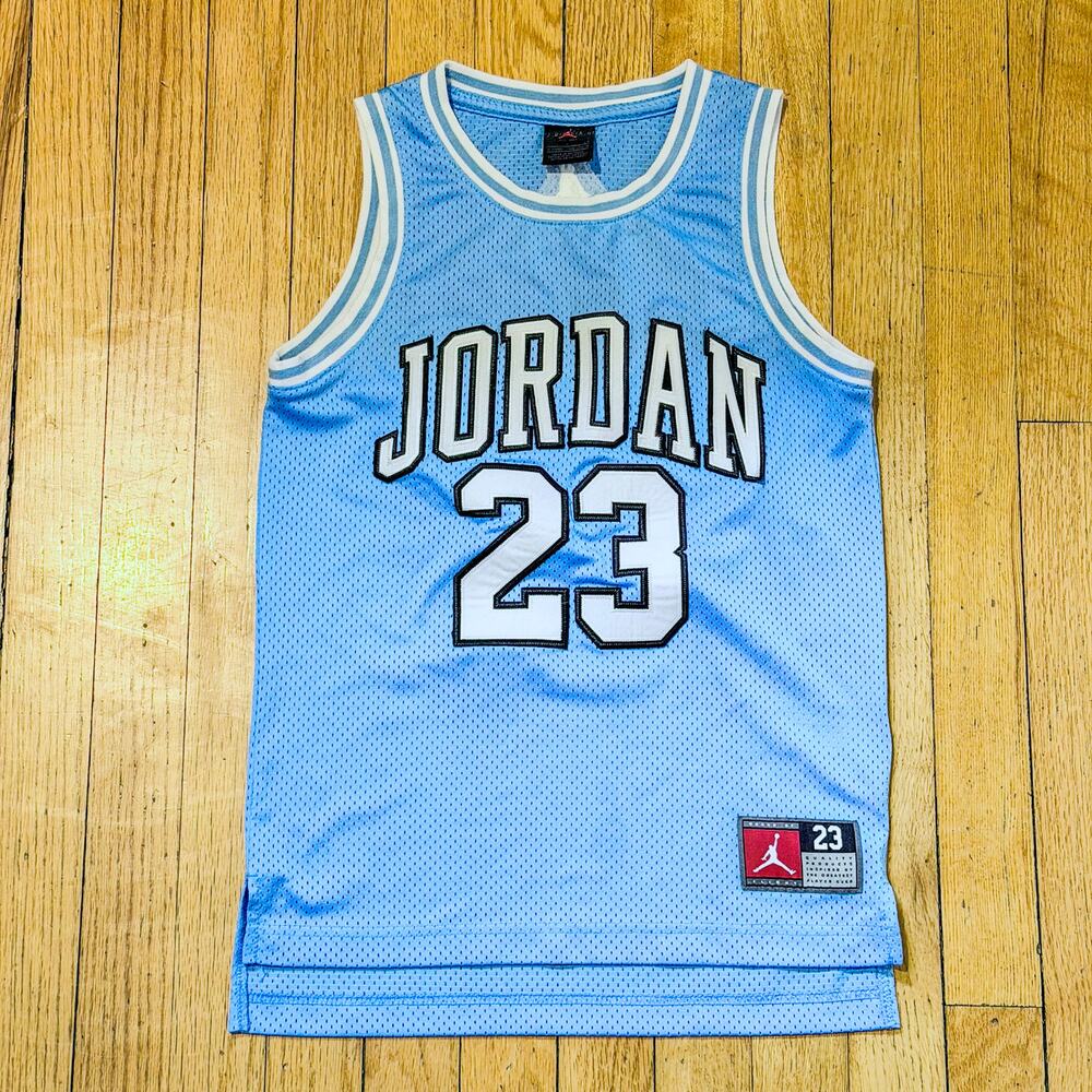 Jordan Brand Boys Basketball Jersey Light Blue Youth S/M 8-10 Jumpman 23